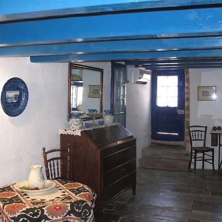 Blue Door Apartment Monemvasía Екстериор снимка