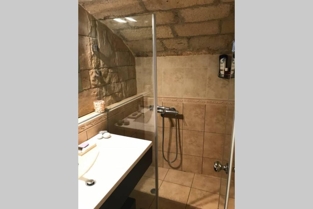Blue Door Apartment Monemvasía Екстериор снимка